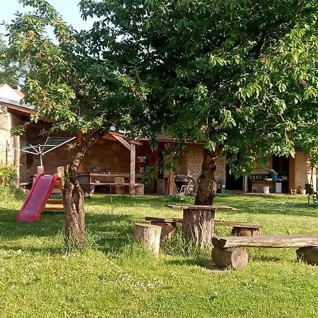 Ubytovani V Soukromi Svobodovi * Леднице